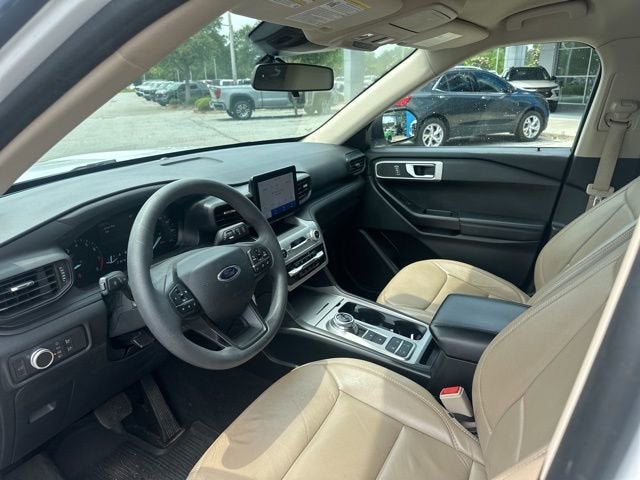 2021 Ford Explorer Base