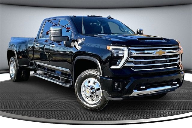 2026 Chevrolet Silverado 3500 HD High Country DRW