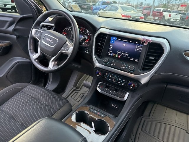 2020 GMC Acadia SLE