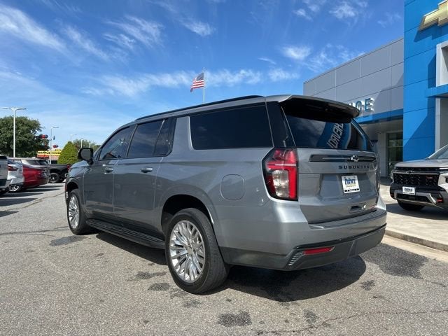 2023 Chevrolet Suburban RST