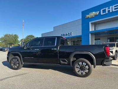 2025 GMC Sierra 2500 HD Denali