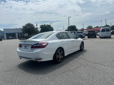 2017 Honda Accord Sedan Sport SE