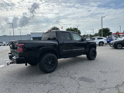 2023 Nissan Frontier SV
