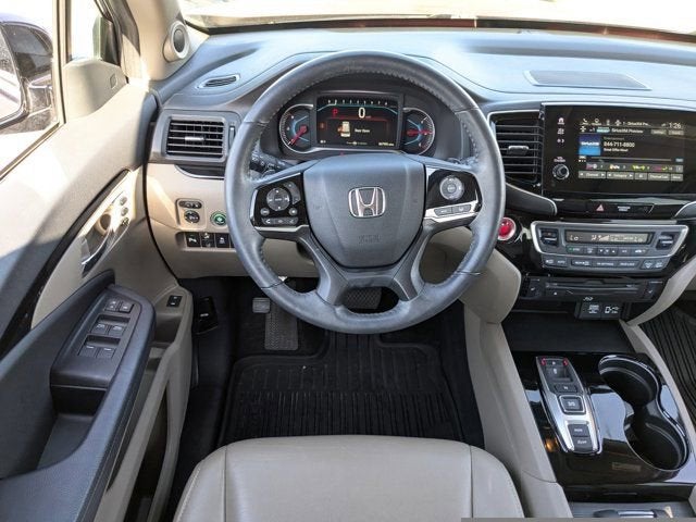 2022 Honda Pilot Touring 7-Passenger