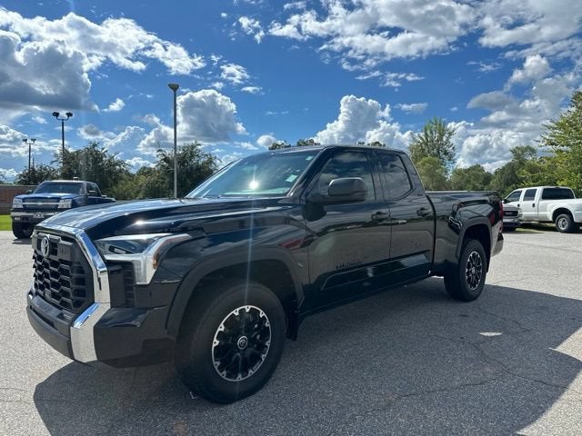 2023 Toyota Tundra 4WD SR5