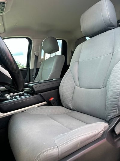 2023 Toyota Tundra 4WD SR5
