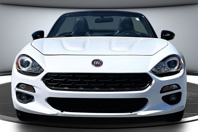 2020 FIAT 124 Spider Urbana Edition