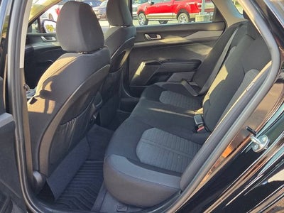 2025 Kia K5 LXS