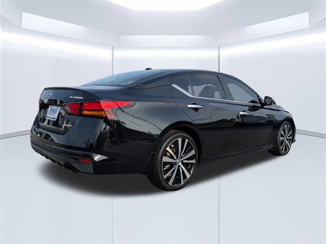 2020 Nissan Altima 2.0 Platinum
