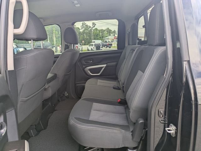 2020 Nissan Titan SV