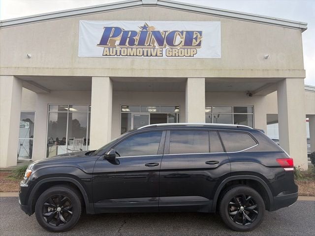 Used 2018 Volkswagen Atlas SE w/Tech with VIN 1V2LR2CA7JC587167 for sale in Valdosta, GA