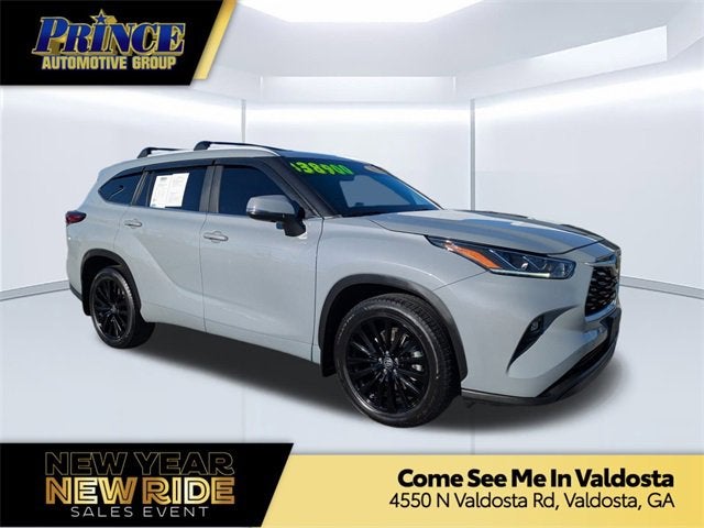 2023 Toyota Highlander Hybrid Bronze Edition