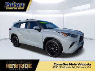 2023 Toyota Highlander Hybrid Bronze Edition