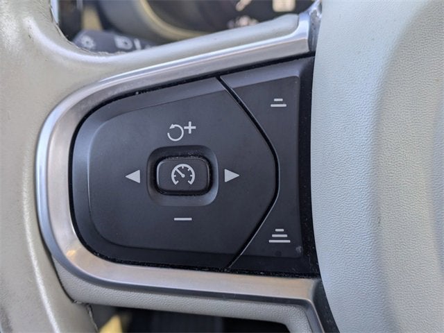 2018 Volvo XC60 Momentum