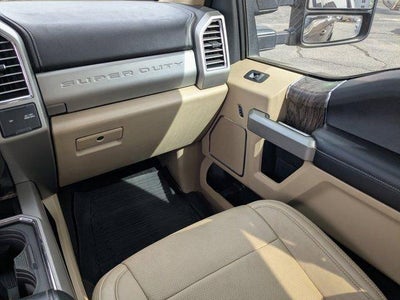 2017 Ford Super Duty F-250 SRW Lariat