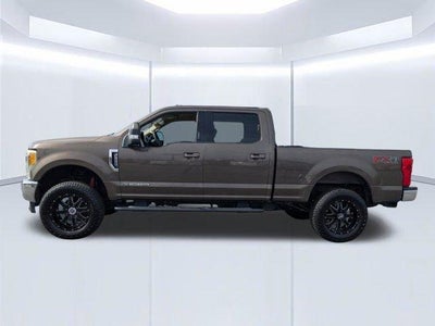 2017 Ford Super Duty F-250 SRW Lariat