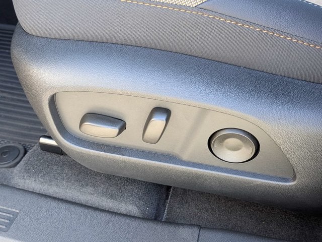 2027 Chevrolet Equinox Base