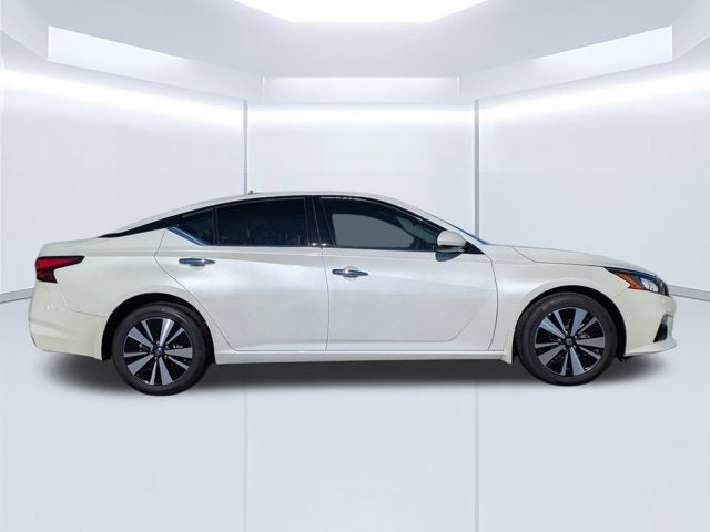 2022 Nissan Altima 2.5 SL