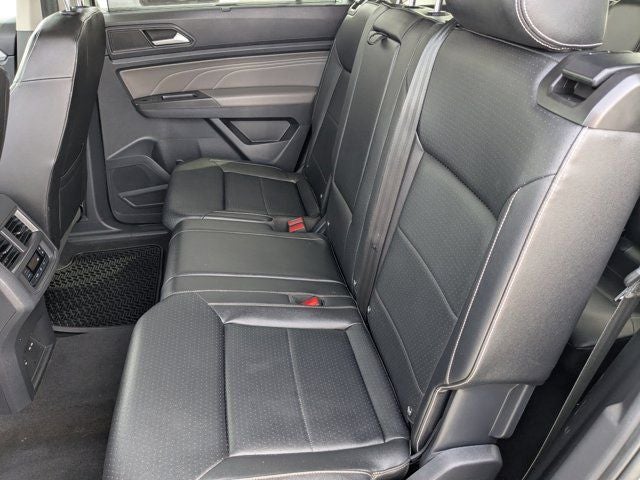 2022 Volkswagen Atlas 2.0T SE w/Technology