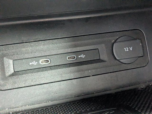 2022 Volkswagen Atlas 2.0T SE w/Technology