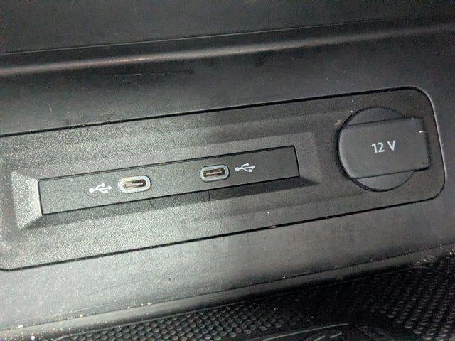 2022 Volkswagen Atlas 2.0T SE w/Technology