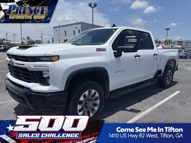 2024 Chevrolet Silverado HD Custom 4WD Crew Cab Standard Box's photo