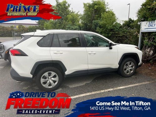 2023 Toyota RAV4 LE