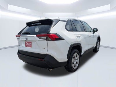 2023 Toyota RAV4 LE