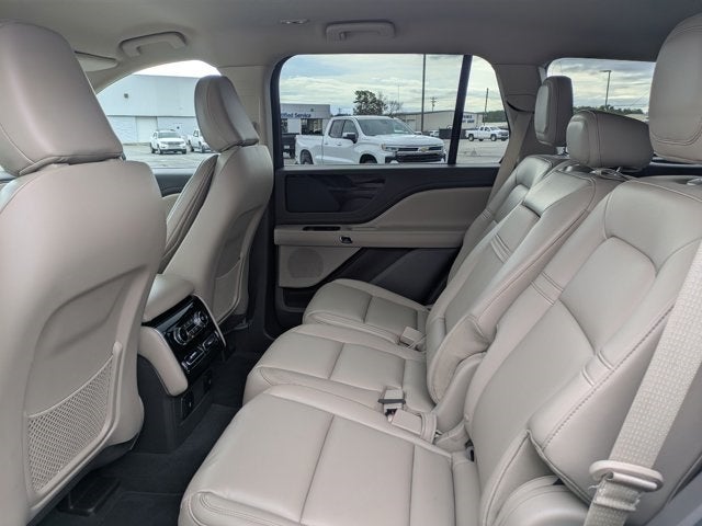 2023 Lincoln Aviator Standard