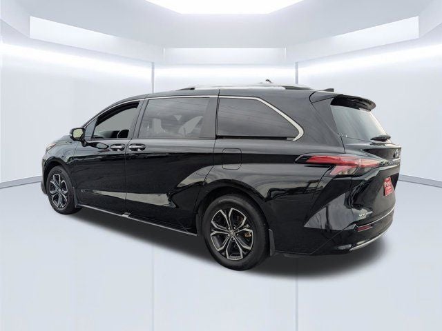 2025 Toyota Sienna Platinum 7 Passenger