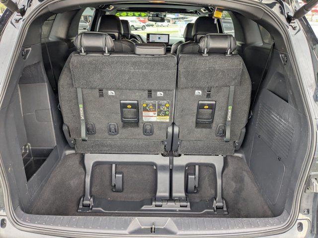 2025 Toyota Sienna Platinum 7 Passenger