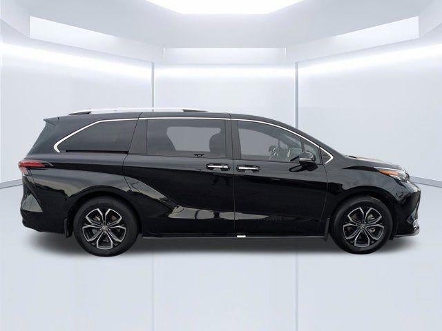 2025 Toyota Sienna Platinum 7 Passenger