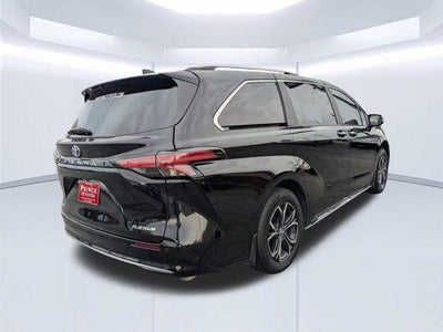 2025 Toyota Sienna Platinum 7 Passenger
