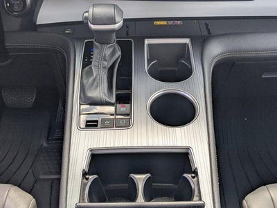 2025 Toyota Sienna XLE 8 Passenger