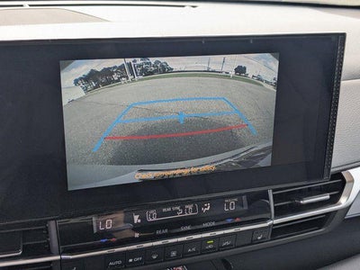 2025 Toyota Sienna XLE 8 Passenger