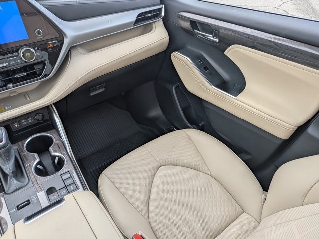 2024 Toyota Highlander Platinum