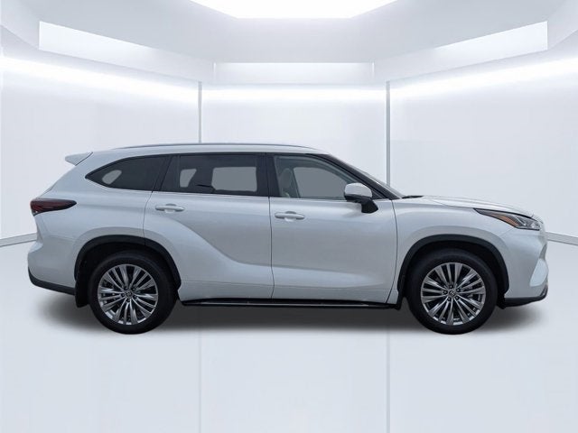 2024 Toyota Highlander Platinum