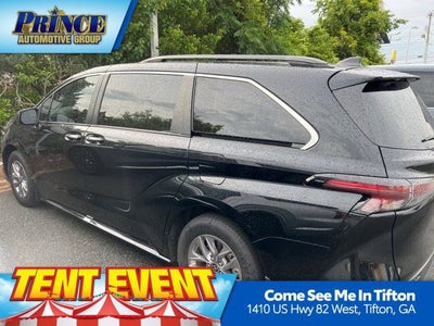 2024 Toyota Sienna XLE 8 Passenger