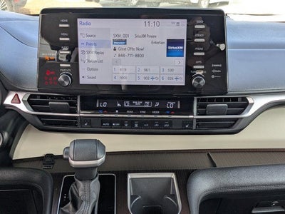 2024 Toyota Sienna XLE 8 Passenger