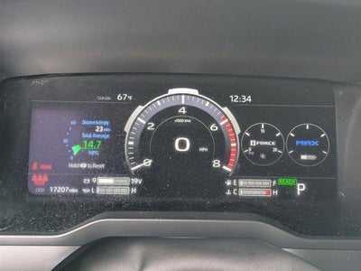 2025 Toyota Tundra Hybrid Platinum