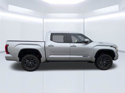 2025 Toyota Tundra Hybrid Platinum
