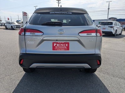 2024 Toyota Corolla Cross LE