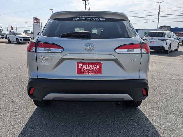 2024 Toyota Corolla Cross LE