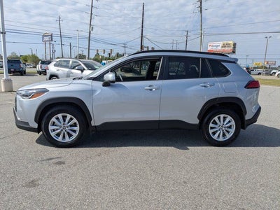 2024 Toyota Corolla Cross LE