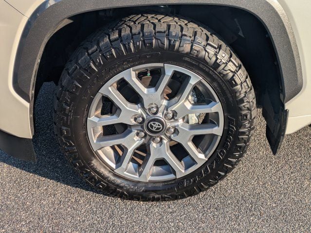 2025 Toyota Sequoia SR5