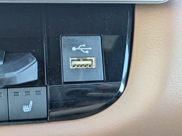 2025 Toyota Sequoia SR5