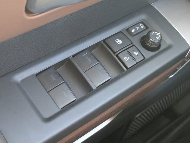 2025 Toyota Sequoia SR5