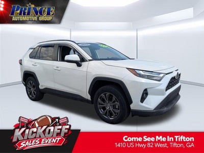 2022 Toyota RAV4 Hybrid XLE Premium