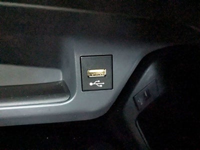 2022 Toyota C-HR XLE