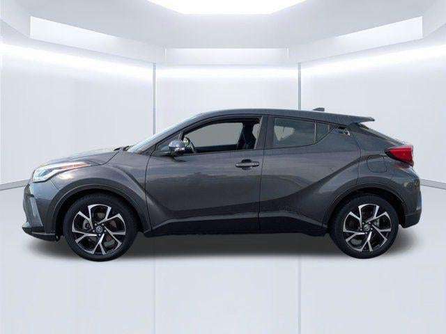 2022 Toyota C-HR XLE